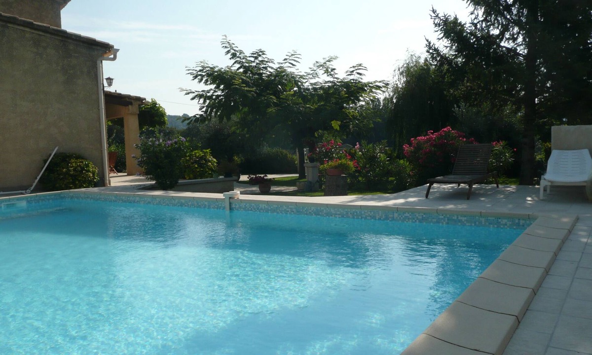Buisson House | THE VILLA GOUR PEYROL, Guesthouses, Bed & Breakfast, apartment