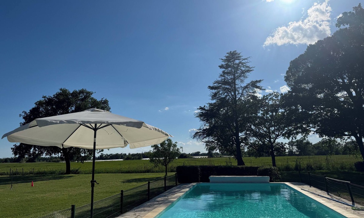 Saint-Nazaire-de-Pezan Cottage | Vacation rental 20 minutes from the sea between Nîmes and Montpellier
