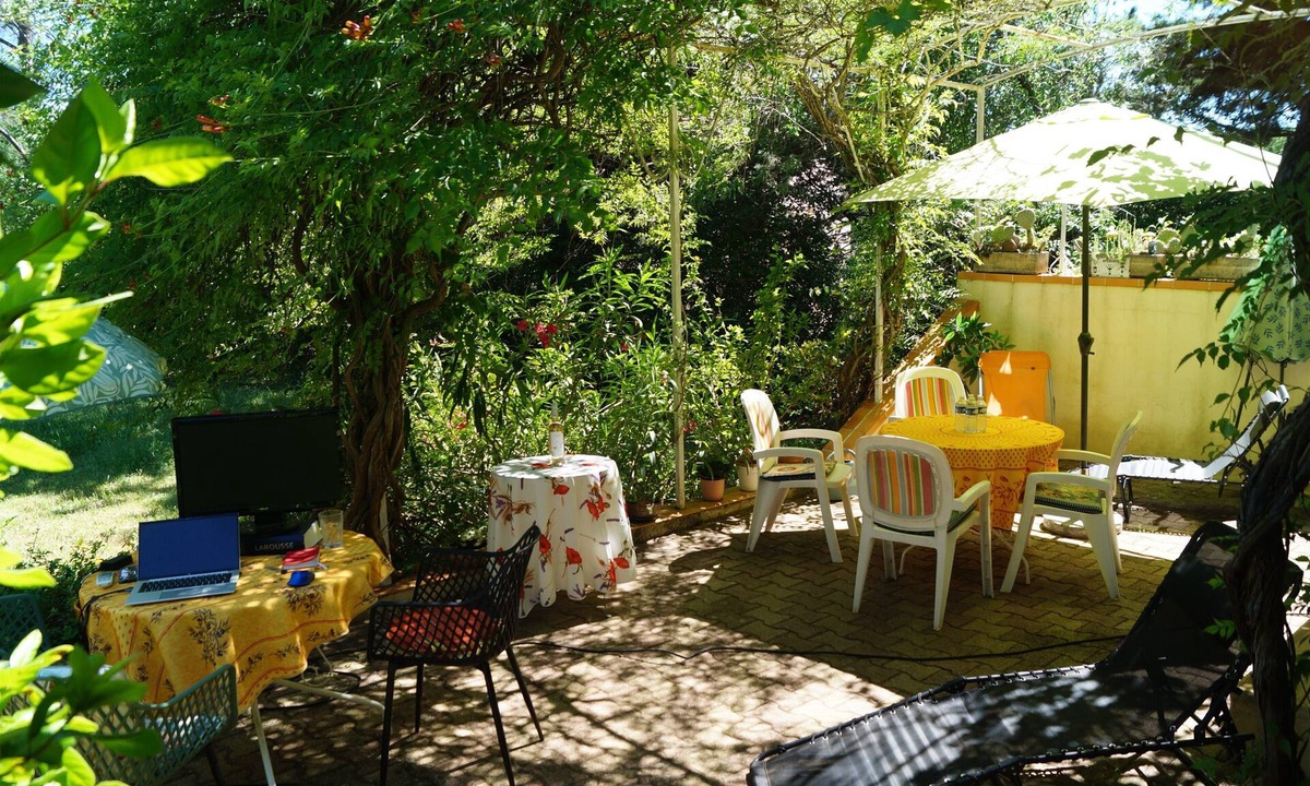 Saint-Saturnin-les-Apt House | Vacation Home "Zypresse" - Relax in with a large, enclosed parklike garden.