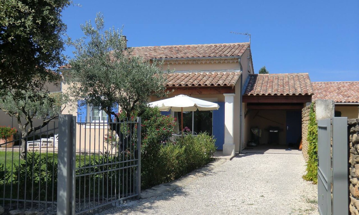 Grillon Villa | Vacation rental in Provence, with a pool and an enclosed garden, 4 km from Grignan