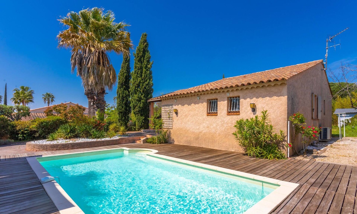 Frejus House | Villa 3 Palmiers – Provençal Relaxation in the Heart of Fréjus