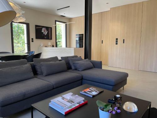 Villeneuve-les-Avignon Villa | Villa 47 SUD