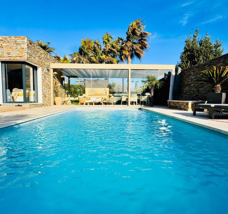 Saint-Victoret House | Villa Cardelin, Chambre privée, proche Aéroport et Airbus,