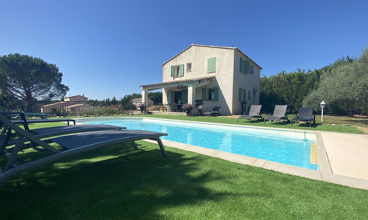 Saint-Saturnin-les-Apt House | Villa de Vacances Confortable Idéale Pour des Vacances en Toute Sérénité!