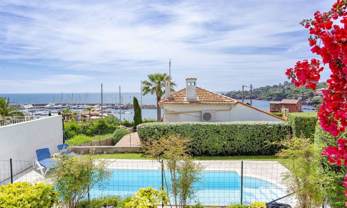 Theoule-sur-Mer Villa | Villa La Cigalette-Gaia's Villas, Beachside Villa with Pool-Steps from the Beach