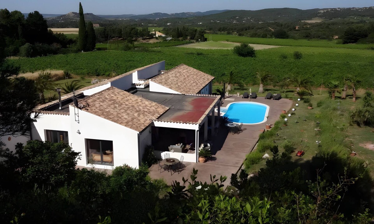 Thezan-des-Corbieres Villa | Villa La Liberté — Private Heated Pool, Sauna, and Mountain Views in Thézan-des-Corbières