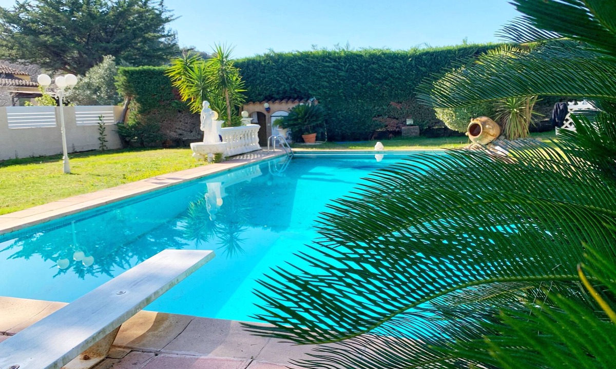 Bandol Villa | Villa Lempereur, Maison de Campagne Entre Sanary-sur-mer et Bandol