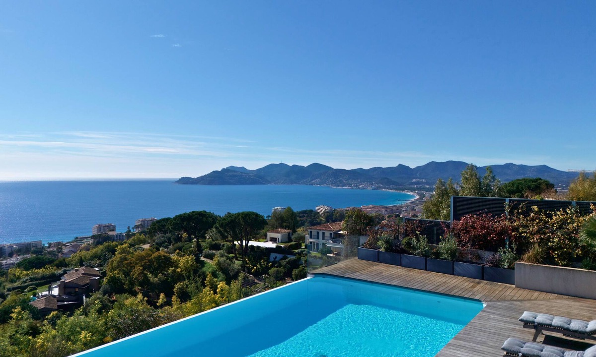 La Croix des Gardes House | Villa panoramic sea view - Infinity pool - 10 travelers