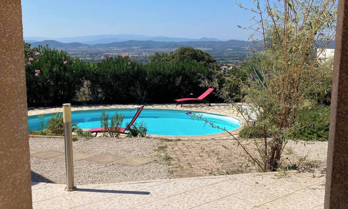 Barjac Villa | Villa piscine privée vue panoramique Cévennes.