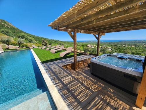 Pinarellu Villa | Villa with air conditioning, sea view, pool, jacuzzi, sauna, 5 bedrooms 5 bathrooms