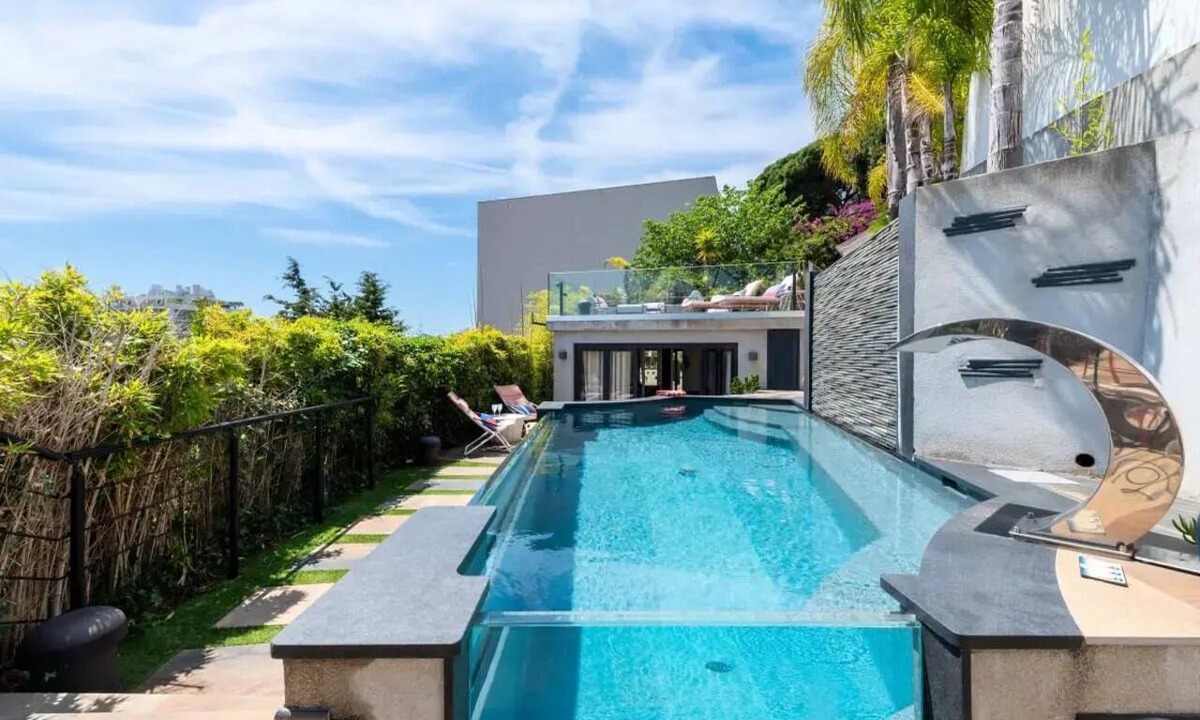 Cannes La Bocca Villa | VILLA WITH PANORAMIC OCEAN VIEWS, SWIMMING POOL, AND BEACH WITHIN WALKING DISTANCE