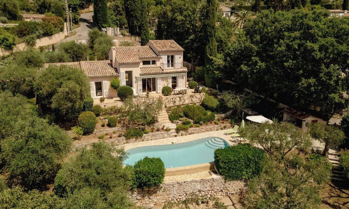 Speracedes House | Villa with pool and views of Cannes