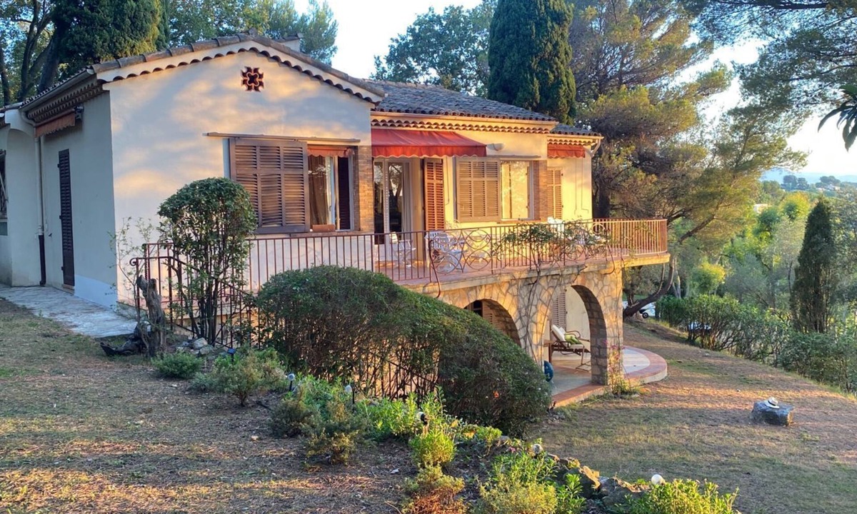 Vallauris House | Villa with swimming pool, calm and greenery 5 minutes from Cannes