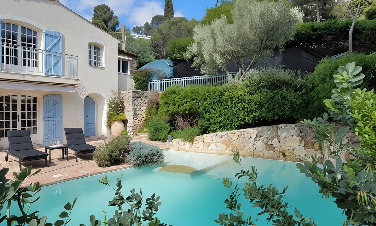 Le Cannet Villa | Wonderful villa with Cannes views and 10 minutes from Croissete & Film Festival