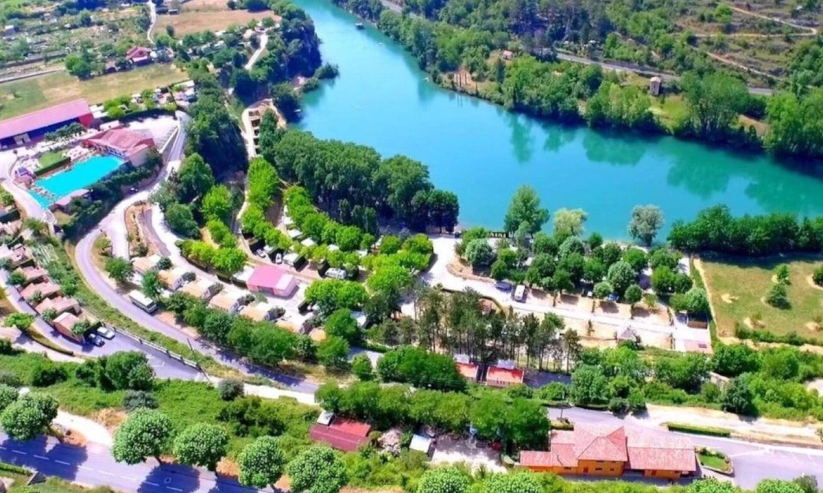 Saint-Rome-de-Tarn House | ZEcamping 4* familial piscine chiens acceptés locatif TV clim 28m2