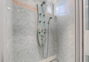 AGENCIA PRO - LARGE AND COMFORTABLE APARTMENT 80sqm - LIBERATION