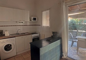 APARTMENT FOR 6 PEOPLE IN RESIDENCE WITH SWIMMING POOL MAS DES MANADIERS