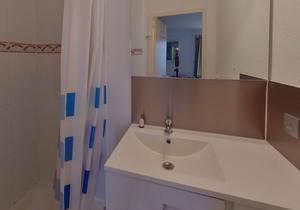 APARTMENT FOR 4 PEOPLE IN RESIDENCE WITH SWIMMING POOL MAS DES MANADIERS