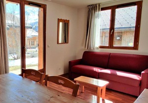 Chalet, 300m from shops, swimming pool, sauna, terrace, parking, tv, ski locker, 42m², Superdévoluy
