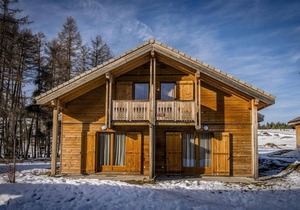 Chalet, 300m from shops, swimming pool, sauna, terrace, parking, tv, ski locker, 42m², Superdévoluy