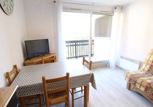 Charming Studio for 4 in Serre Chevalier, Close to Slopes & Shops