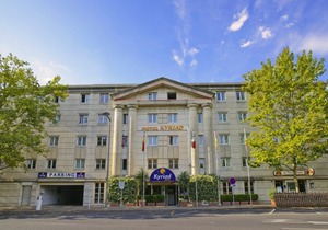 Kyriad Hotel Montpellier Centre Antigone