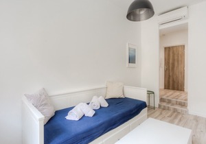Modern studio close to Jean Médecin and station, Nice center - Welkeys