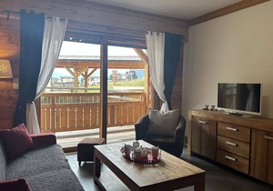 Ski-In/Ski-Out Apartment, 6 Guests, Terrace & Private Ensuite
