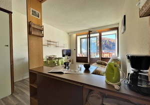 Studio with Mountain Views, Near Slopes & Shuttle Bus in La Joue du Loup