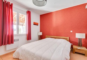 Sunny Roquebrun Getaway in Roquebrun