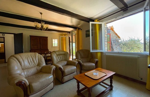 Peymeinade House | 100 m² Farmhouse ∙ 3 bedrooms ∙ 6 guests