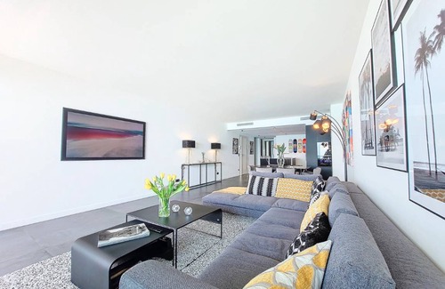 Carre d'Or Apartment | 101 m² Apartment ∙ 2 bedrooms ∙ 4 guests