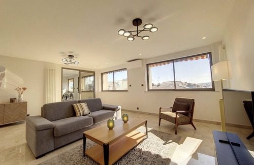 Jean-Medecin Apartment | 115 m² Apartment ∙ 2 bedrooms ∙ 4 guests