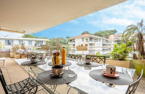 Le Cannet Apartment | 122 m² Apartment ∙ 3 bedrooms ∙ 6 guests