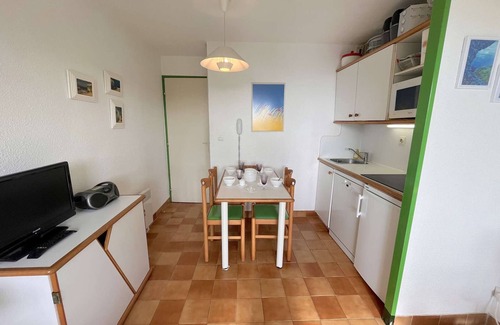 La Croix-Valmer Apartment | 2-Room Apartment Sleeps 4 with Pool, Tennis, Parking in La Croix-Valmer