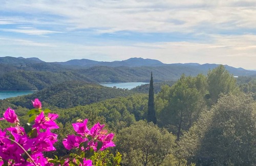 Montauroux Villa | 215 m² Villa ∙ 3 bedrooms ∙ 8 guests