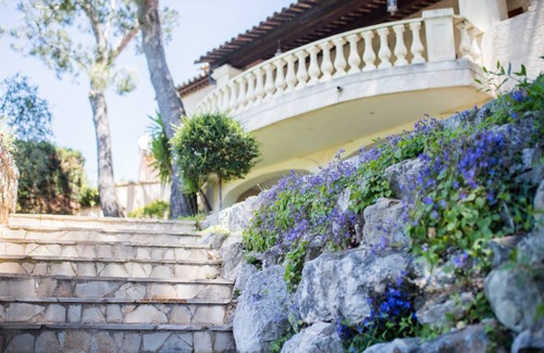 Tourrette-Levens Villa | 230 m² Villa ∙ 4 bedrooms ∙ 8 guests