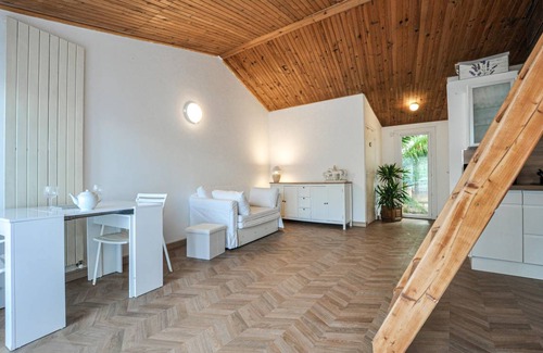 Mouans-Sartoux House | 30 m² Maisonette ∙ 2 guests