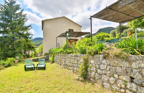 Le Bar-sur-Loup House | 38 m² House ∙ 2 bedrooms ∙ 6 guests