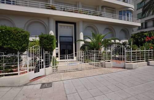Nice City Centre Apartment | 4-room apartment on the Promenade des Anglais in Nice