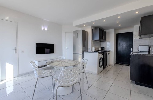 Juan-les-Pins Apartment | 40 m² Apartment ∙ 1 bedroom ∙ 4 guests
