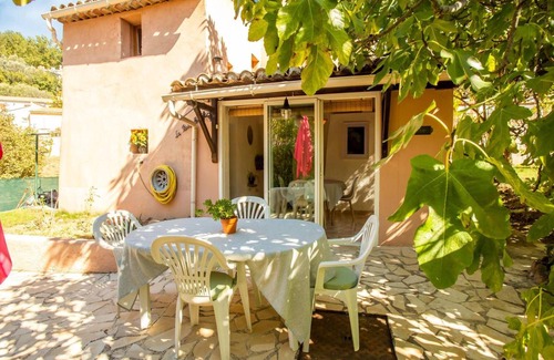 Berre-des-Alpes House | 55 m² House ∙ 1 bedroom ∙ 4 guests
