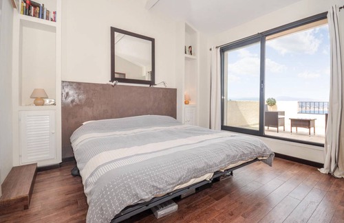 Theoule-Superieur House | 75 m² House ∙ 3 bedrooms ∙ 4 guests