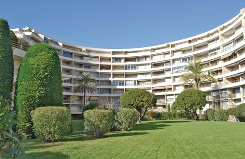 Cannes La Bocca Apartment | 82 m² Apartment ∙ 2 bedrooms ∙ 4 guests