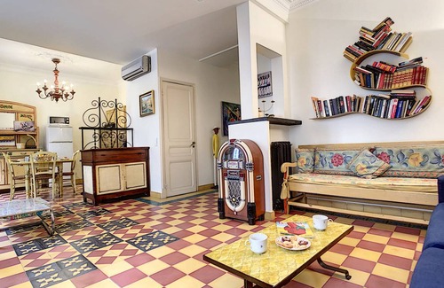 Nice City Centre Apartment | 85 m² Apartment ∙ 2 bedrooms ∙ 4 guests