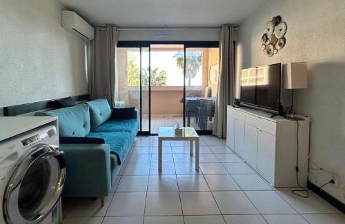 Cannes La Bocca Apartment | Appartement Cannes la Bocca proche plage - FR-1-609-109