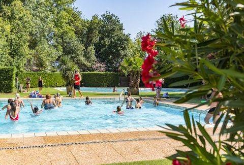 Port Cogolin RV Rental | Camping Marina Paradise - Classic PLUS 4/6 personnes (MAX 4 adultes + 2 enfants)