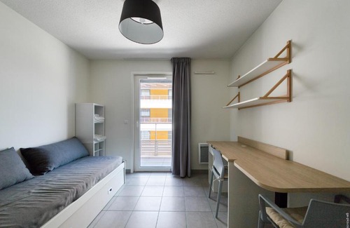 Vernier Apartment | Comfortable apartment in the Libération district