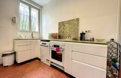 California - Pezou House | Homerez - House 1 km away from the beach for 6 ppl. with sea view at Cannes