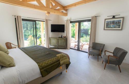 Grimaud Hotel | Hotel Le Verger Maelvi